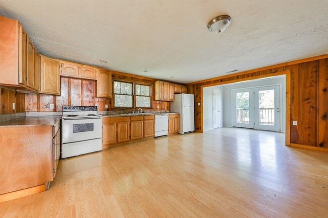 Photo - Charming 3 BD, 2 BA Home in Martin, TN!