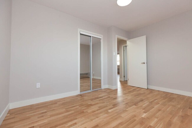 Photo - 230 Oak St Unit 2015