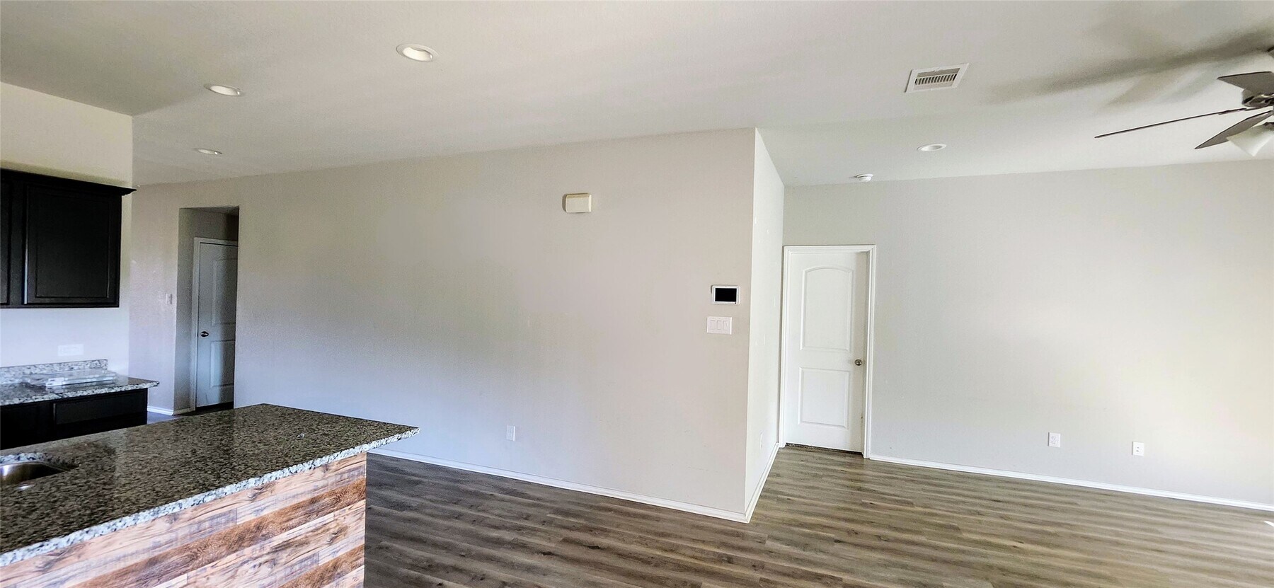 Photo - 702 Rd 5138