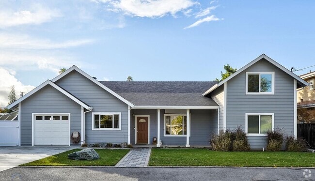 Building Photo - BRIGHT, OPEN LAYOUT SUNNYVALE HOME