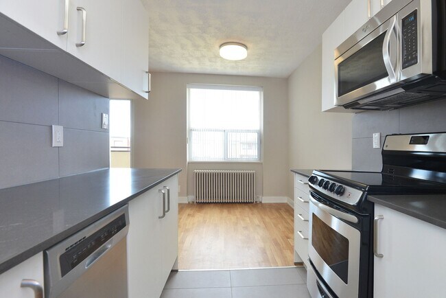 Photo - 25 Eccleston Dr