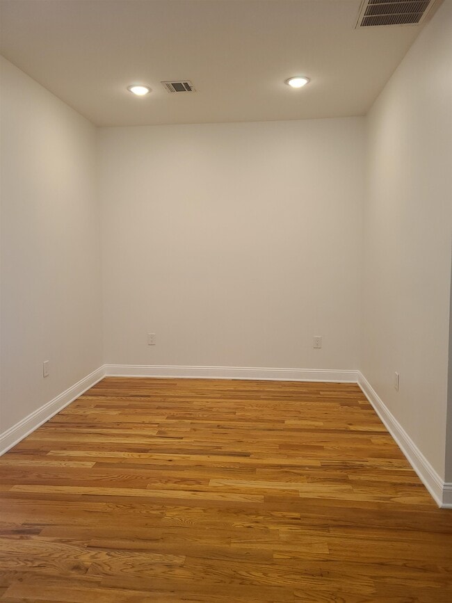 306 Old Bergen Rd Unit 2