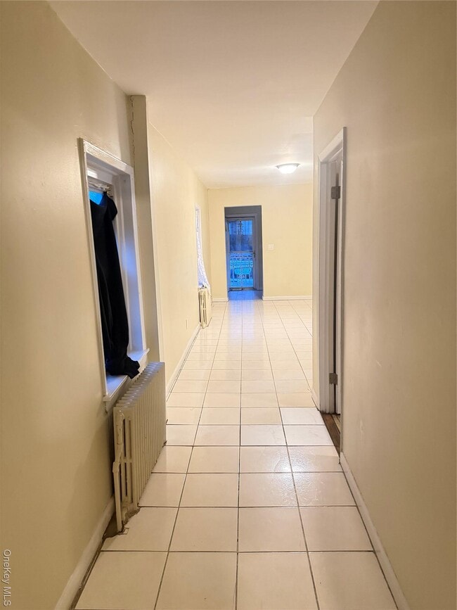 Photo - 33 Kingston Ave