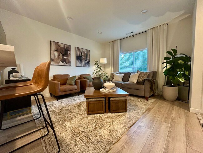 Photo - Beautiful Upgraded Vancouver Townhome!