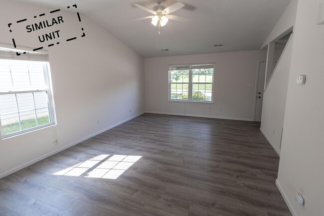 Photo - 3320 E St Charles Rd