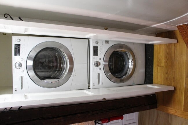 Photo - 7 Champney Pl Unit 1