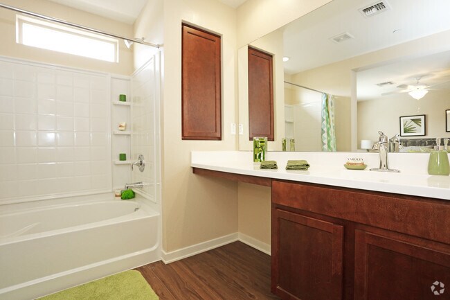 2BR, 2.5BA - 1386 SF