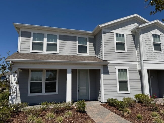 Building Photo - Isles of Lake Nona!! 3 Bedroom 2.5 Bathroom End Unit Townhome