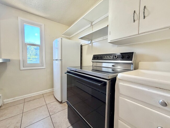 Photo - 190 S 300 W St Unit 3