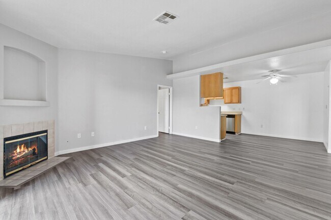 Photo - 2 Bedroom, 2 Bath Condo Near Nellis Air Fo...