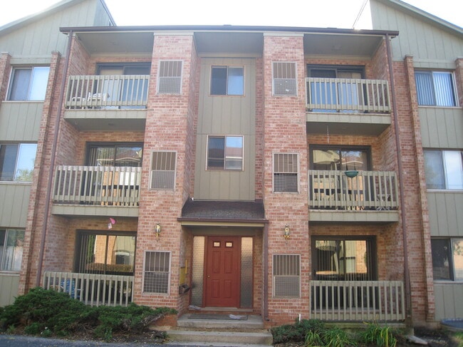 Building Photo - 152 N Brockway St Unit 3A