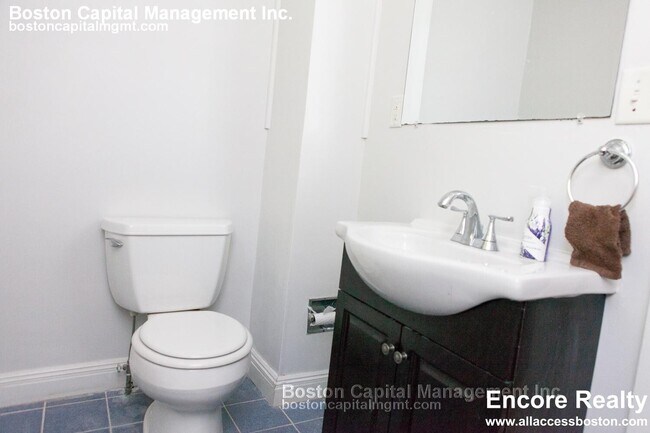 Photo - 1743 Commonwealth Ave