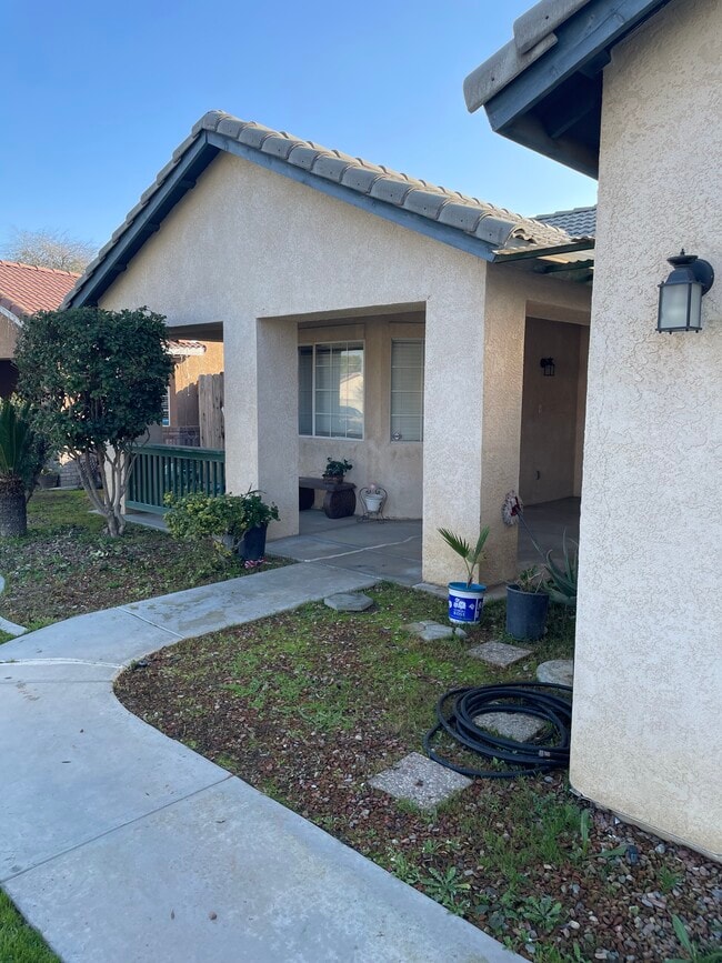 Photo - 4623 Kaytlain Ave