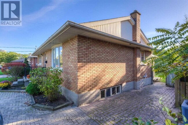 Photo - 135 Byron Ave