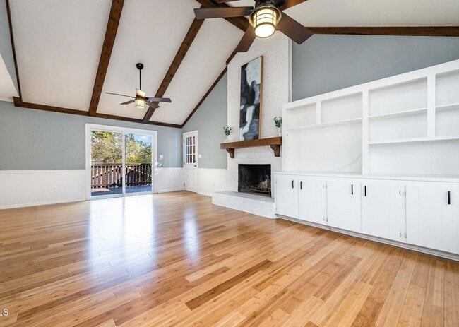 Photo - 709 Brent Rd