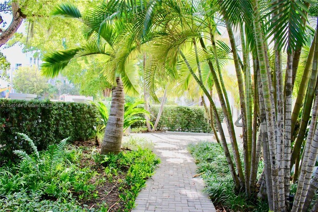 Photo - 1024 Lenox Ave