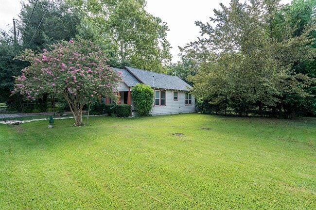 Photo - 9835 Willow Creek Commerce Dr