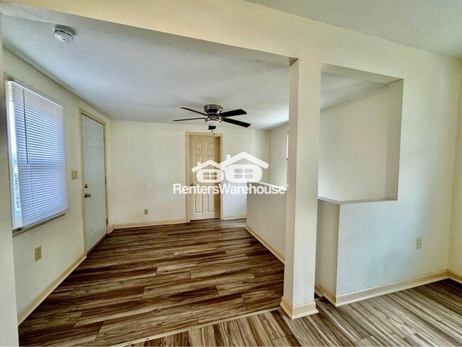 Photo - 703 Prairie St