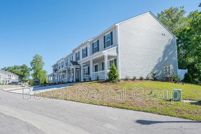 Photo - 209 Banbury Ln