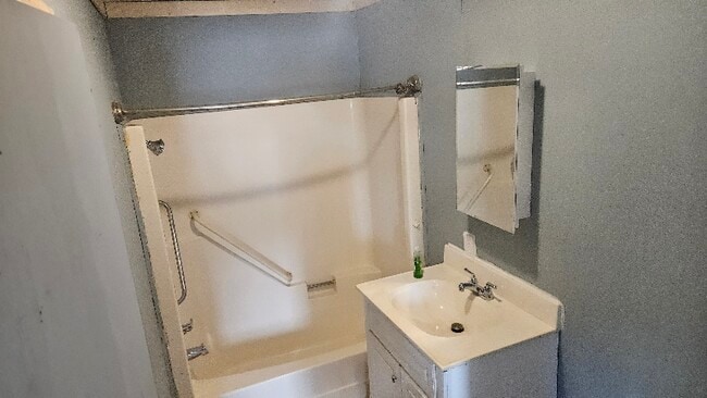 Photo - 33 Furnace St