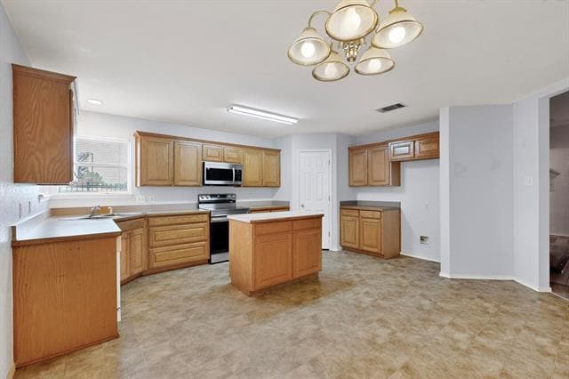 Photo - 729 Ridgehill Dr