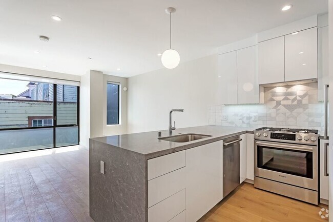 Building Photo - Modern Pet Friendly 1BD/1BA - 1 Month Free... Unit 03 Rental