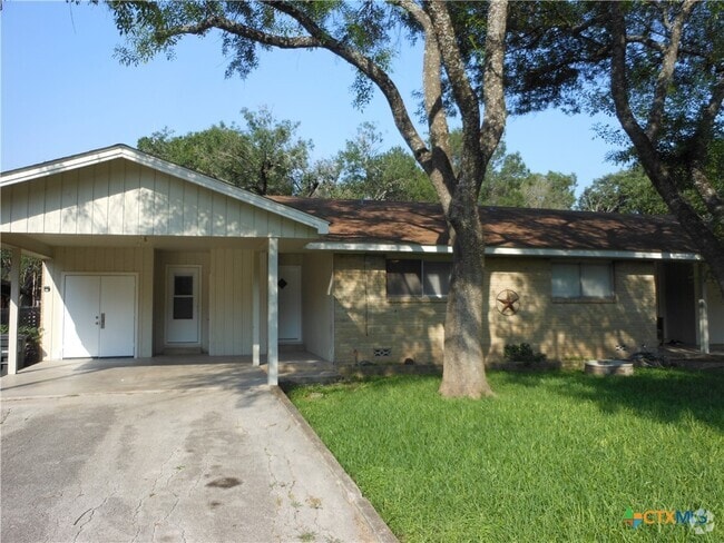 Building Photo - 1005 Wallhalla St Rental