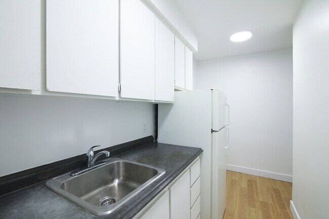 Photo - 3460 Rue Durocher Unit 501