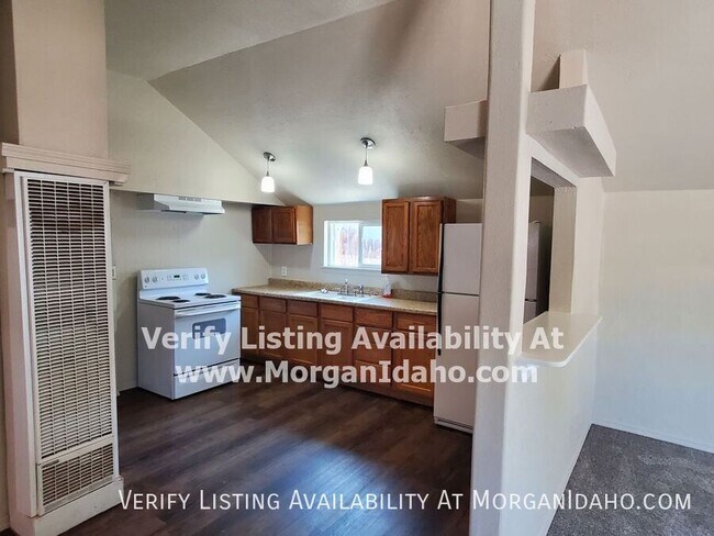 Photo - 516 18th Ave N