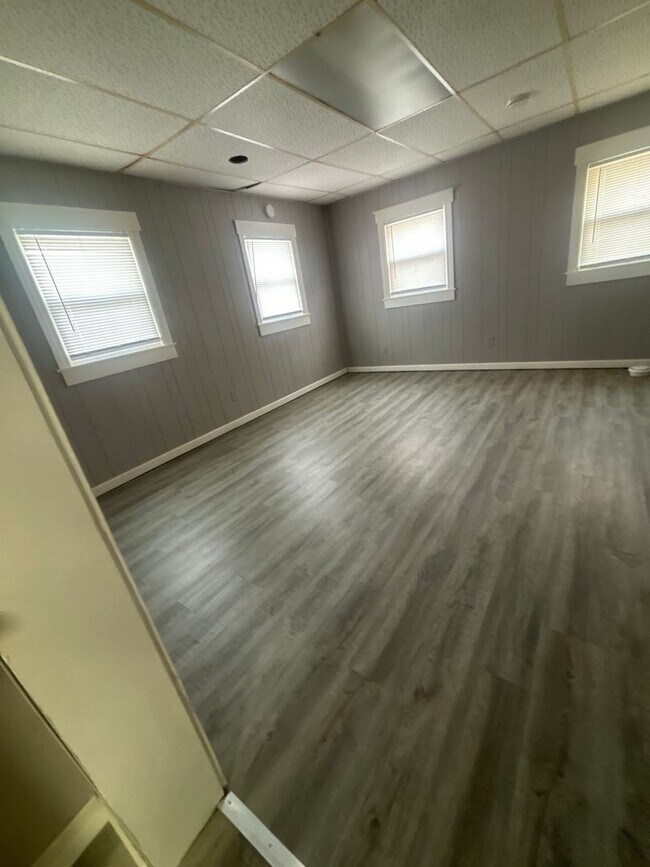 Photo - West North St Unidad Lower