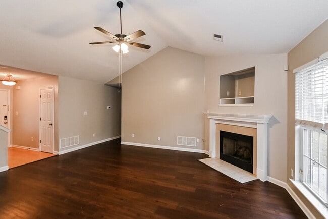 5109 Jon Oak Dr