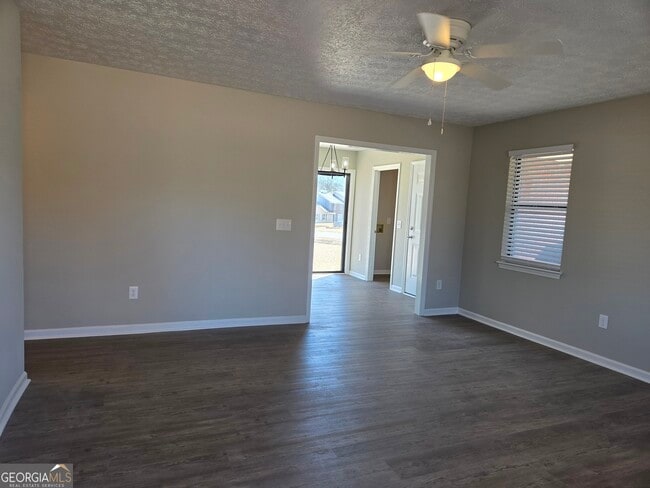 Photo - 322 Randolph Dr