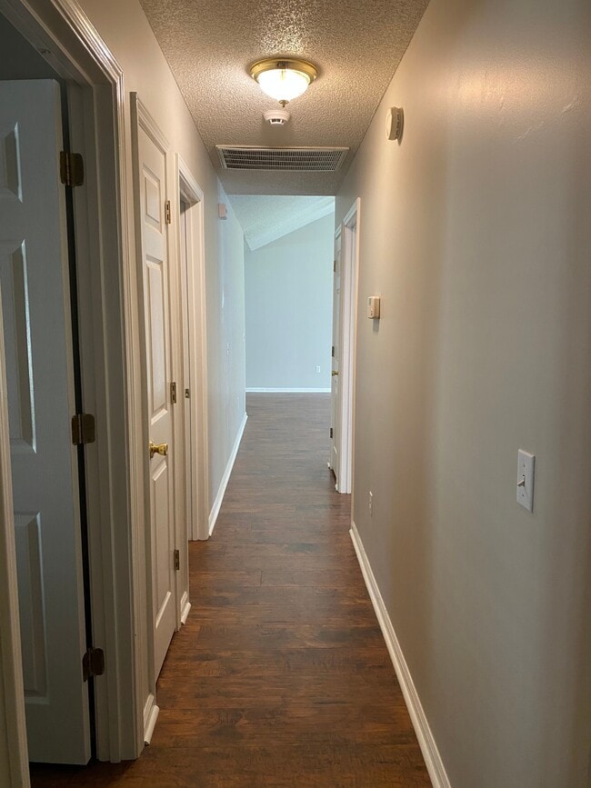 25 Magnolia Rd
