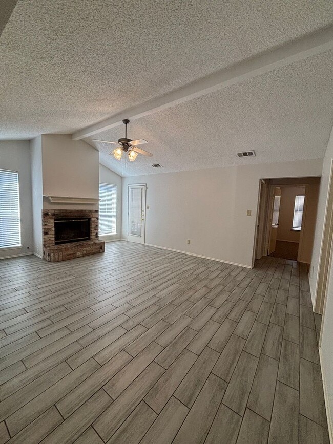 Photo - 7232 Laurelhill Ct S