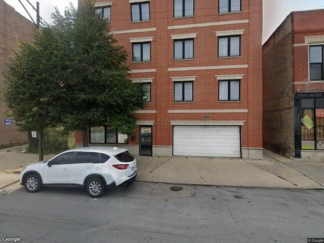 Building Photo - 2b1b unit in Chinatown Prime Location