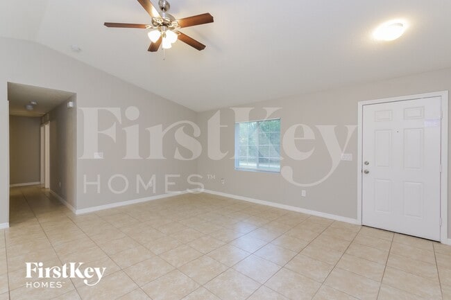 Photo - 5569 Landry Ave