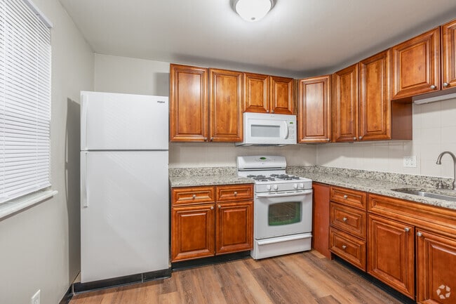Interior Photo - 1957 Summit St Rental