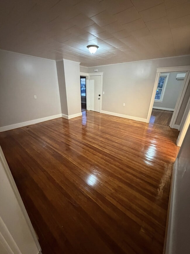 Photo - 936 S Main St Unit 2