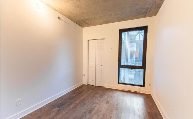 Photo - 1414 Rue Rue Chomedey