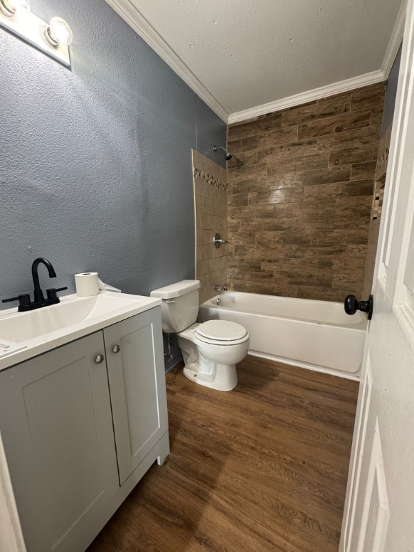 Photo - 318 N Montague Ave