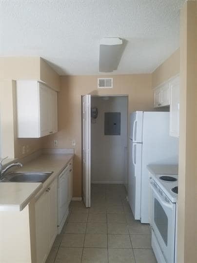 1 bedroom condo in Gables Lakeside of Kissimmee