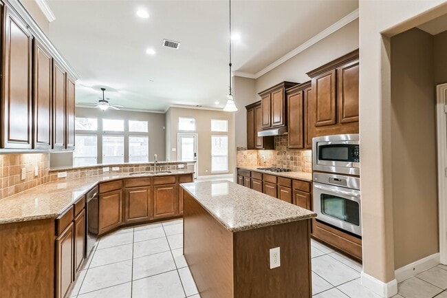 Photo - 13911 Desert Trace Ct