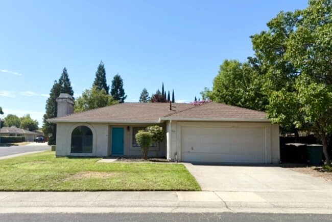 Building Photo - Remodeled 3 Bedroom Home in Roseville for Rent