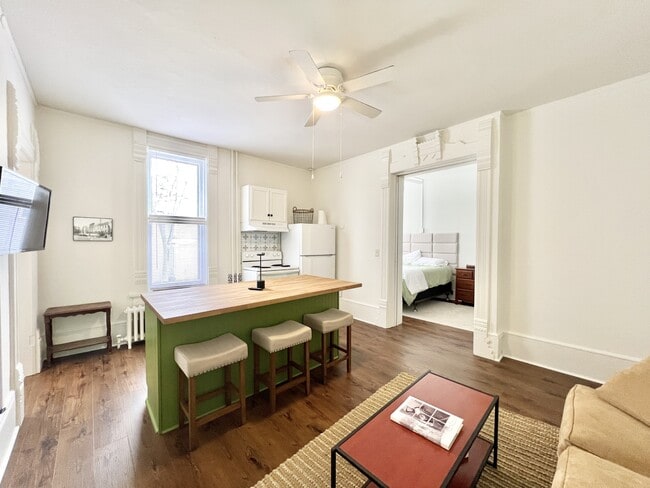 Photo - 420 N Jackson St Unit 2