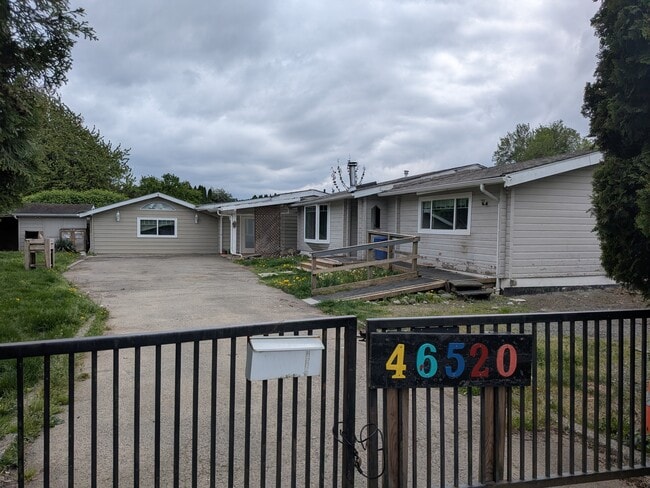 Building Photo - 46520 Clayton Ave