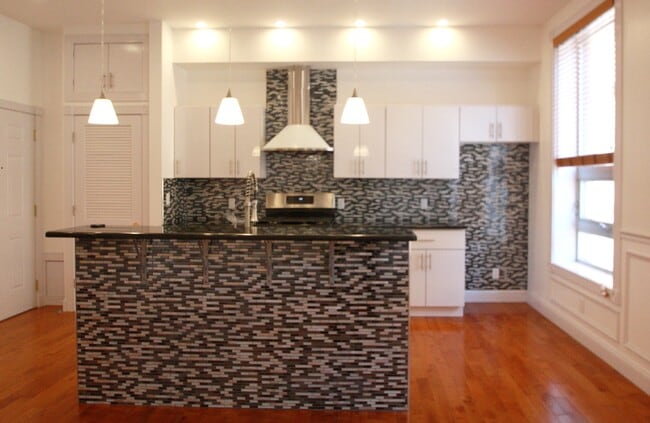 Photo - 140 S 11th St Unidad 3