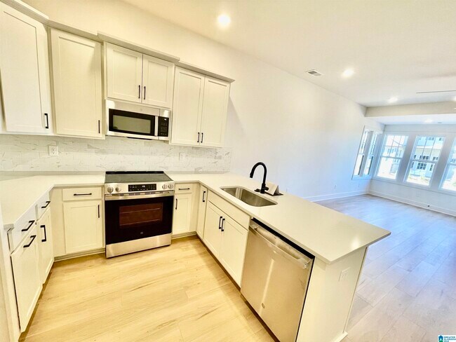 Photo - 1736 Monkton Lane