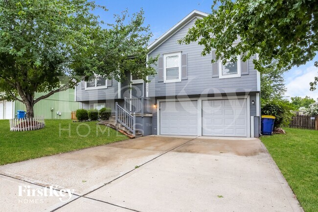 Photo - 1034 Bunting Ln