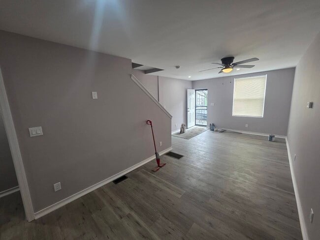 Photo - 2910 N Taylor St