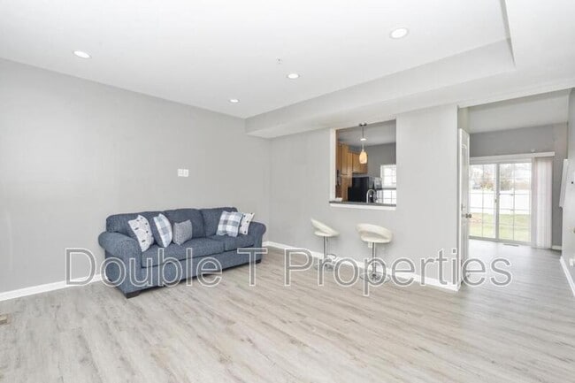 Photo - 1841 Graymount Way